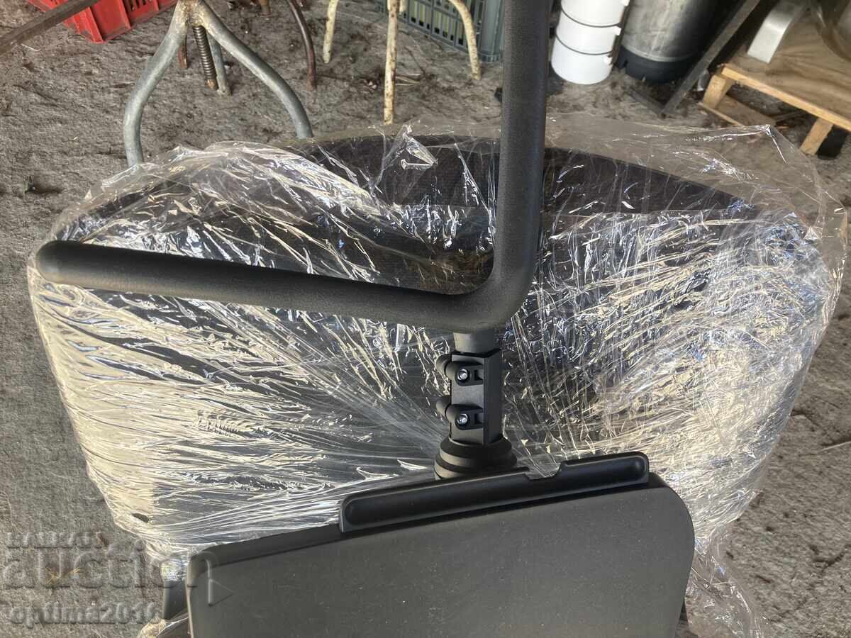 Δημοπρασία Καρέκλα μελέτης Δημοπρασία Καρέκλα μελέτης