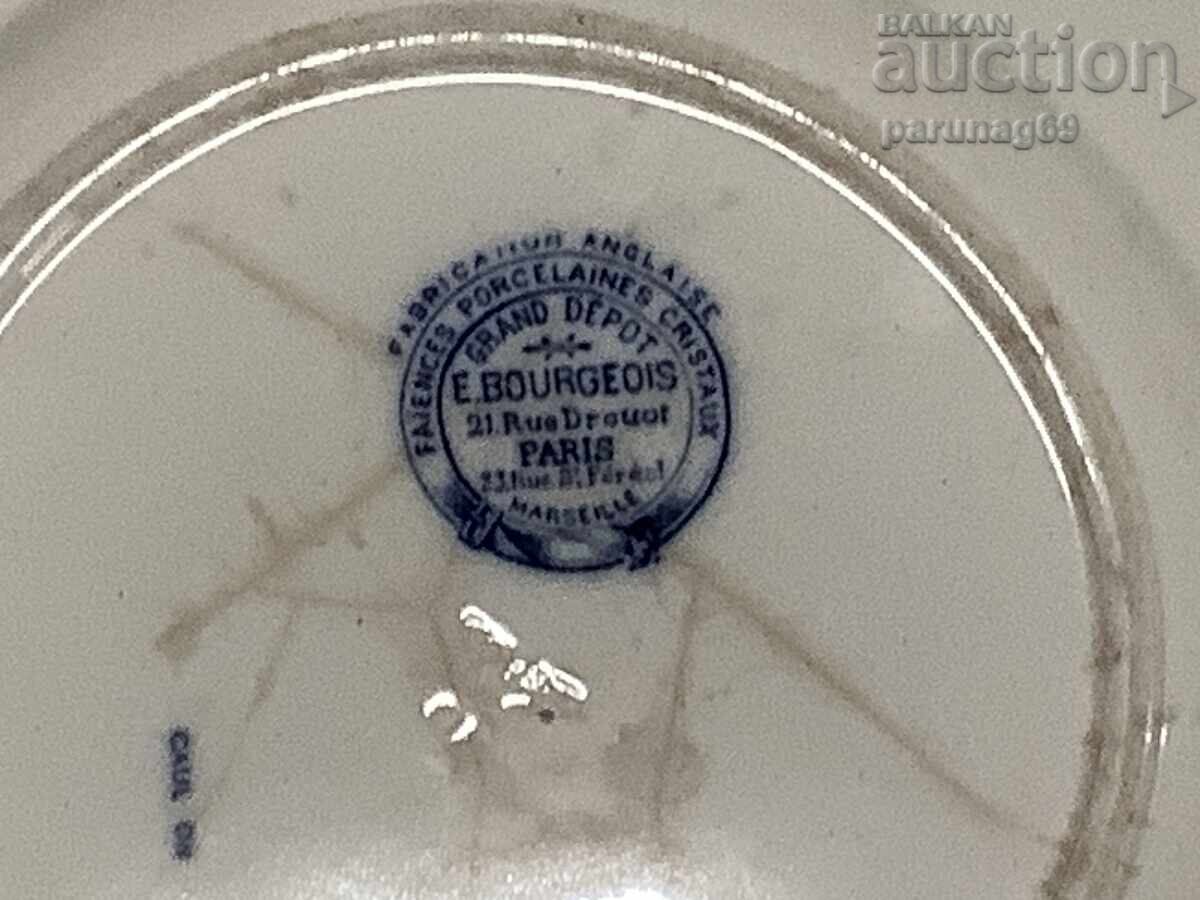 Delivery of Porcelain plate from the royal service of King Ferdinand I Delivery of Porcelain plate from the royal service of King Ferdinand I