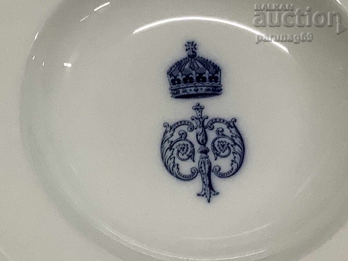 Licitație Farfurie de porțelan de la slujba regală a țarului Ferdinand I Licitație Farfurie de porțelan de la slujba regală a țarului Ferdinand I