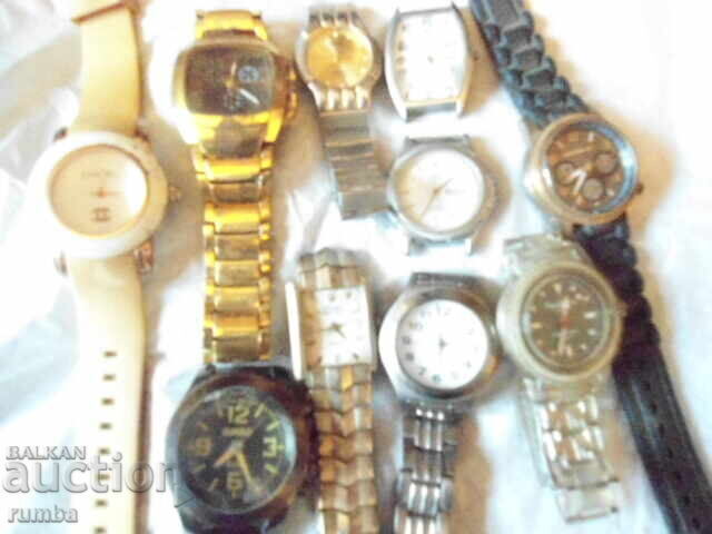 Quartz watches Quartz watches