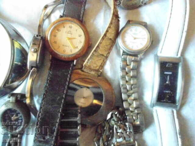 Quartz watches with price 12.00 BGN | € 6.14 Quartz watches with price 12.00 BGN | € 6.14