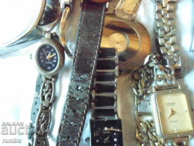 Delivery of Quartz watches Delivery of Quartz watches