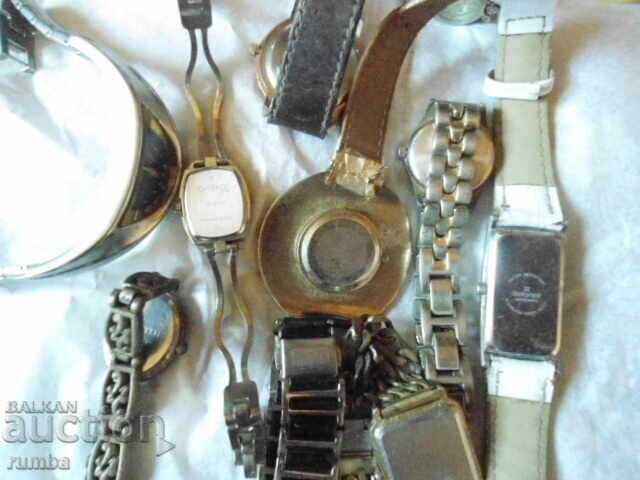 Quartz watches - 6 Quartz watches - 6