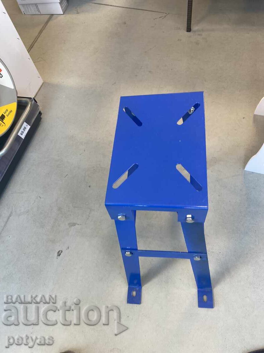 Stand/Table for Feed Grinder Stand/Table for Feed Grinder