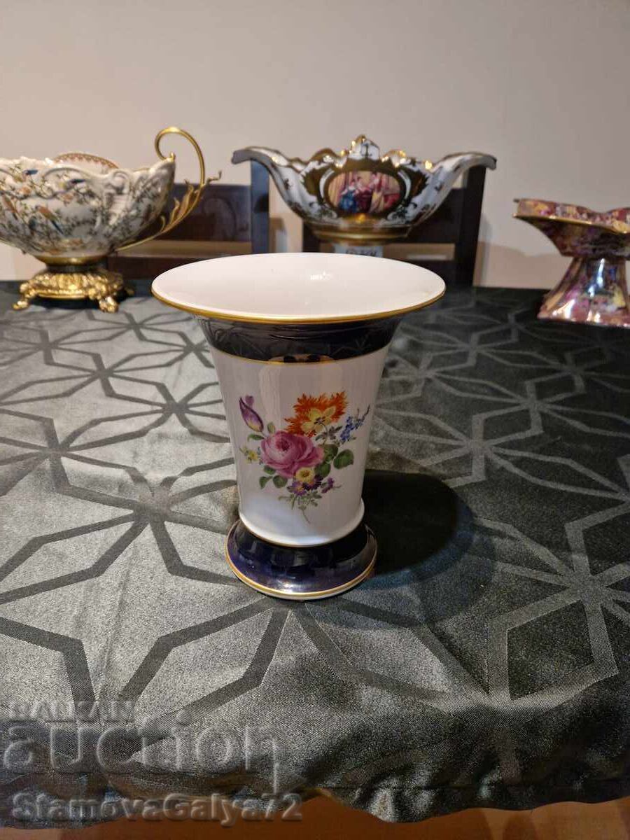 Beautiful antique collectible Meissen porcelain vase