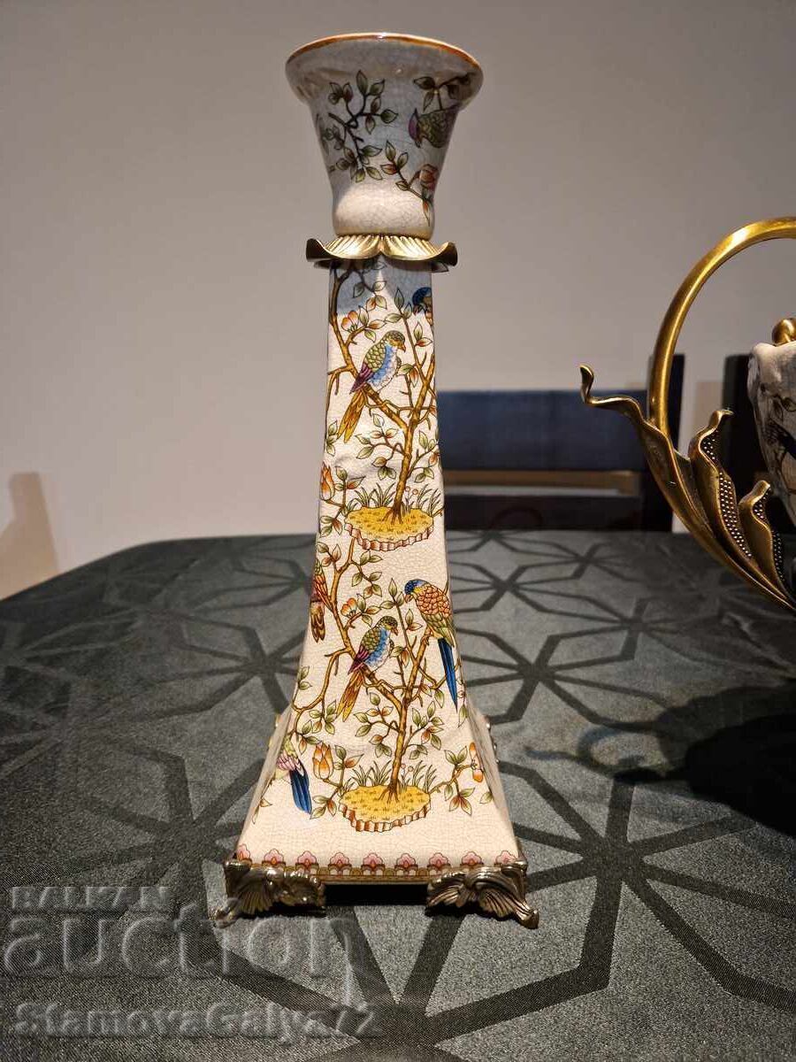 A wonderful set of porcelain planters and candlesticks - 7