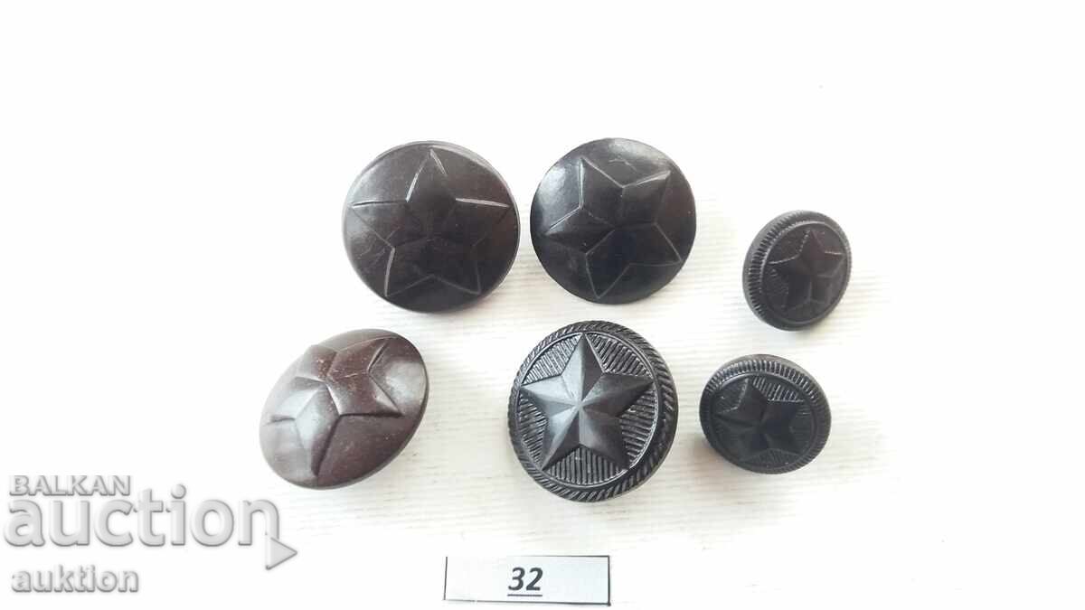 Licitație LOT DE 7 BUTONE BA