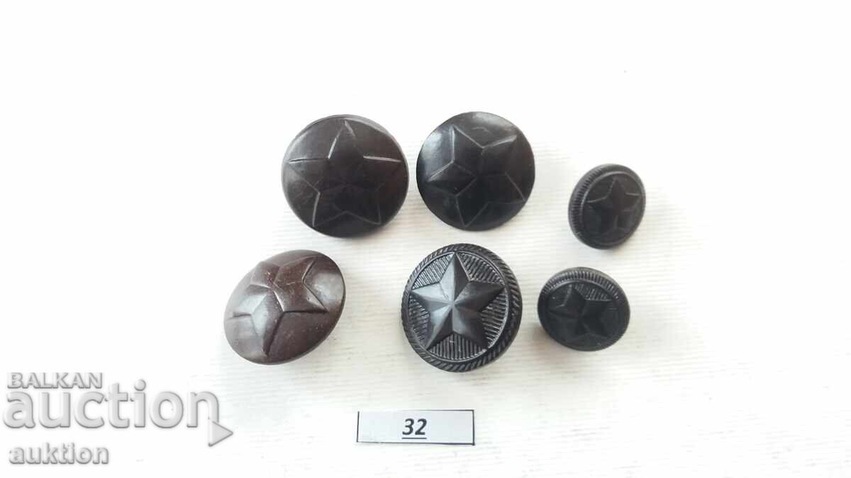 Livrarea LOT DE 7 BUTONE BA