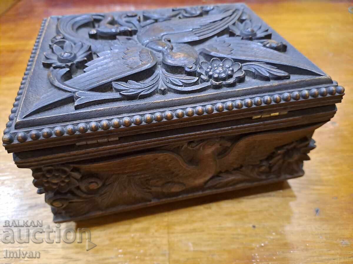 Box of Debar wood carving - 5 Box of Debar wood carving - 5