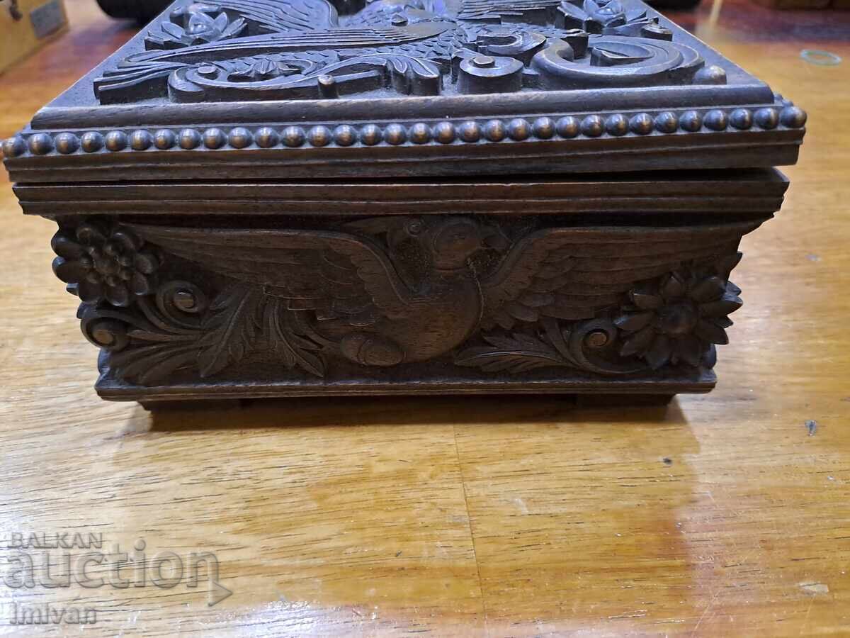 Box of Debar wood carving - 6 Box of Debar wood carving - 6