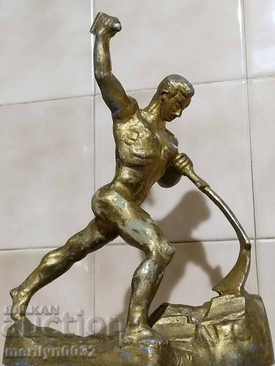 Soc. statuette figure figurine plastic sculpture NRB