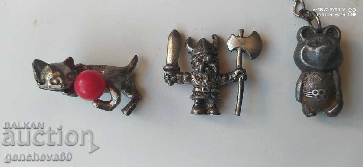 Аукцион Разни Оловни колекционни фигурки и ключодържател Аукцион Разни Оловни колекционни фигурки и ключодържател