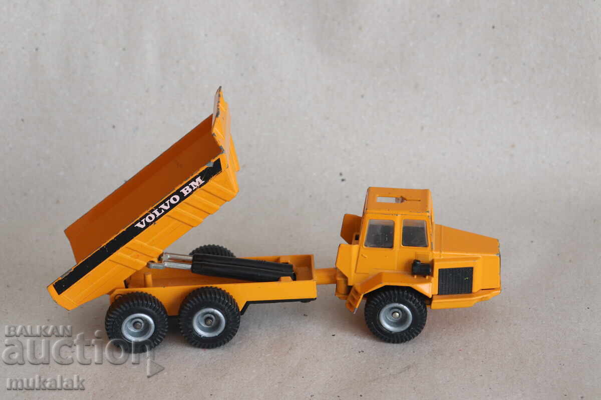 1:55?? SIKU VOLVO DUMP TRUCK TROLLEY MODEL - 5 1:55?? SIKU VOLVO DUMP TRUCK TROLLEY MODEL - 5