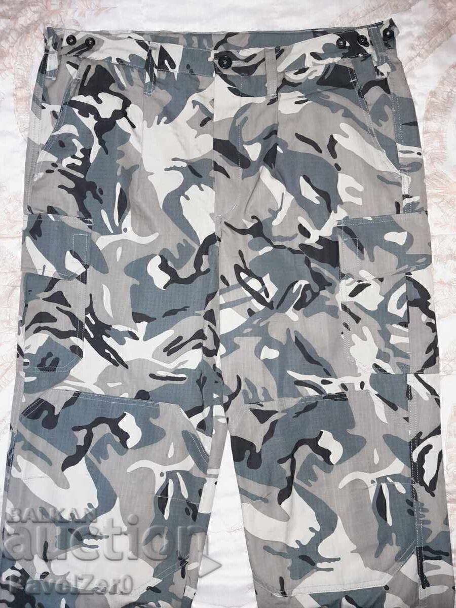 Licitație Camuflaj / uniformă de camuflaj a Forțelor Aeriene. (2013)