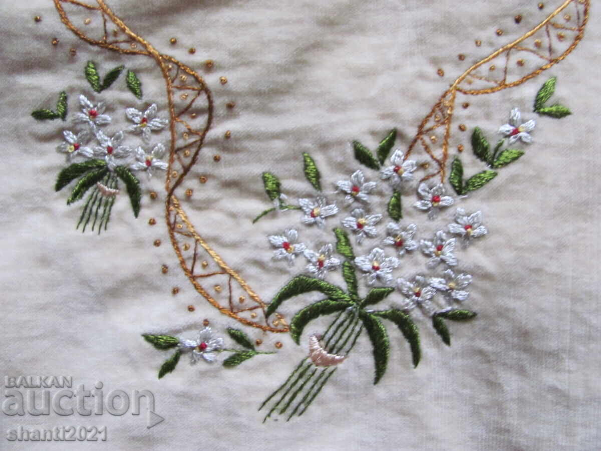 Delivery of Pillowcase, hand embroidery, velvet 52x40cm.