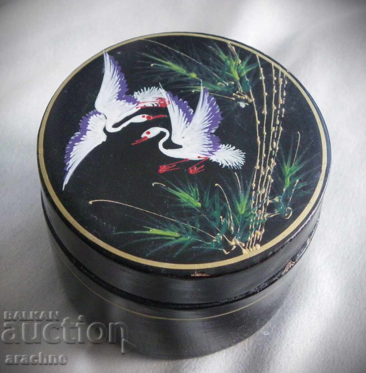 Licitație Cutie de parfum japoneză Licitație Cutie de parfum japoneză