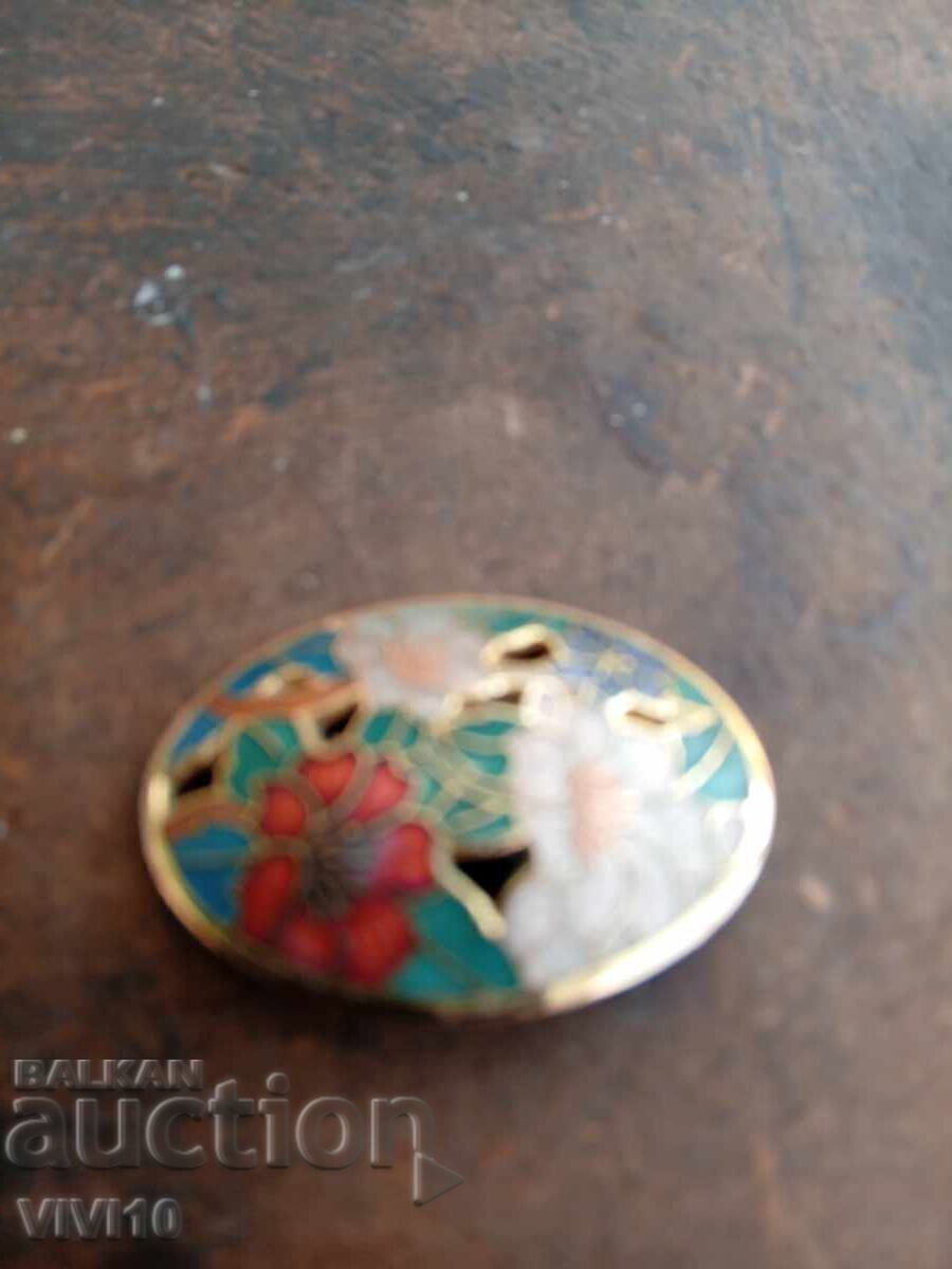 Αρχαία καρφίτσα σμάλτου cloisonné Αρχαία καρφίτσα σμάλτου cloisonné