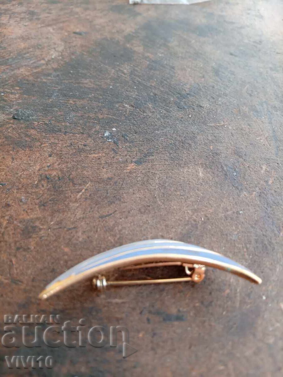 Broșă veche email cu preț 20.00 BGN | € 10.23