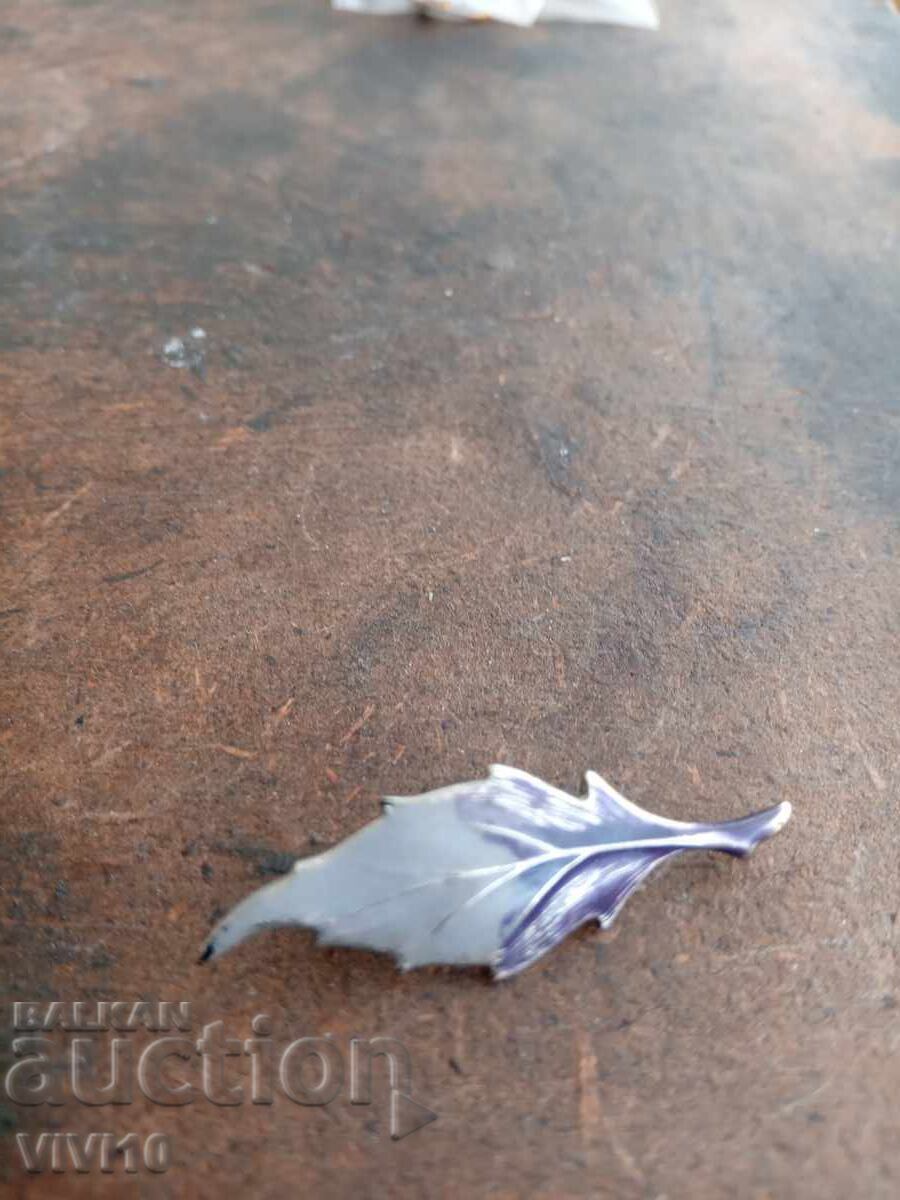 Antique Enamel Brooch with price 20.00 BGN | € 10.23 Antique Enamel Brooch with price 20.00 BGN | € 10.23