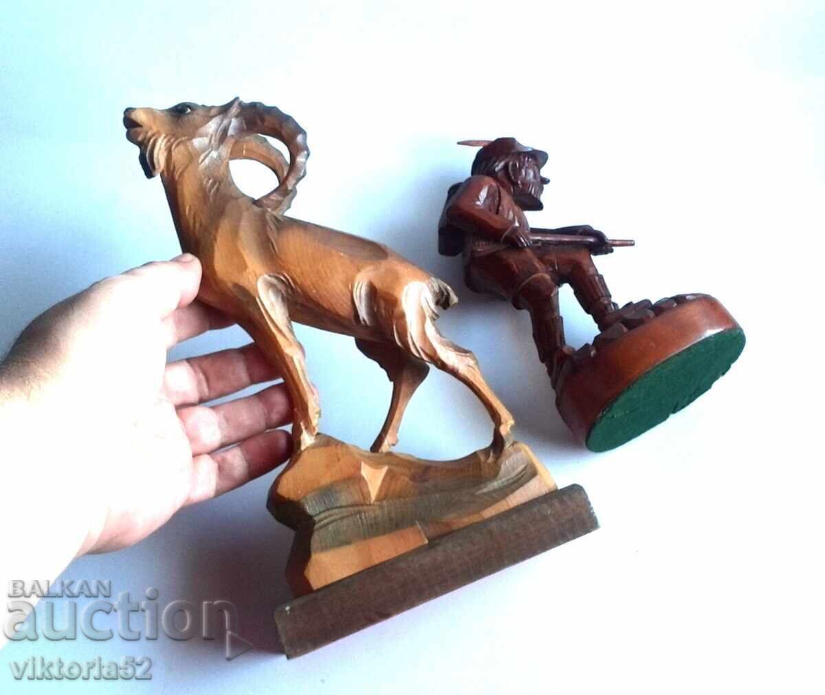Figurine din lemn Statuete-sfeșnic Cerb și Vânător cu Capră Neagră - 5