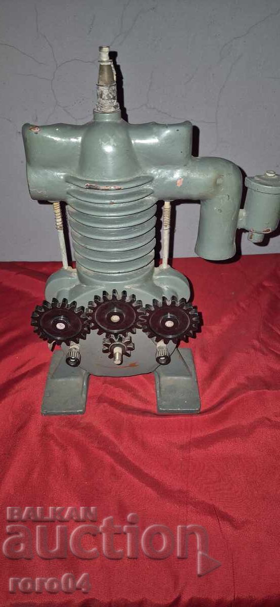 ΚΙΝΗΤΗΡΑΣ - ΜΟΝΤΕΛΟ - ΛΕΙΤΟΥΡΓΙΚΟ - 7 ΚΙΝΗΤΗΡΑΣ - ΜΟΝΤΕΛΟ - ΛΕΙΤΟΥΡΓΙΚΟ - 7