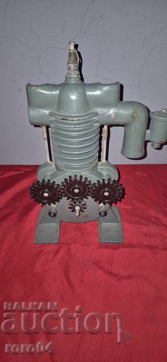 ΚΙΝΗΤΗΡΑΣ - ΜΟΝΤΕΛΟ - ΛΕΙΤΟΥΡΓΙΚΟ ΚΙΝΗΤΗΡΑΣ - ΜΟΝΤΕΛΟ - ΛΕΙΤΟΥΡΓΙΚΟ