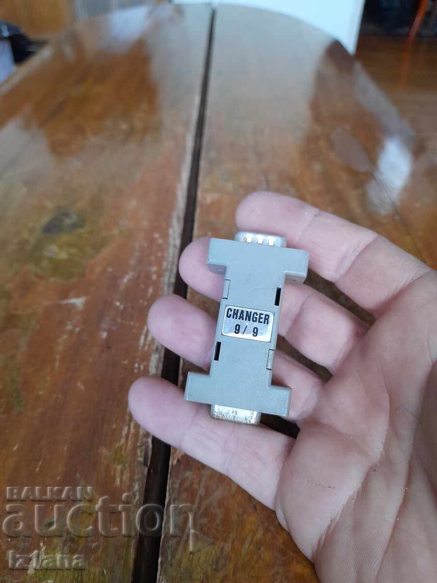 Стар преход за компютърна периферия с цена 12.00 лв. | € 6.14 Стар преход за компютърна периферия с цена 12.00 лв. | € 6.14