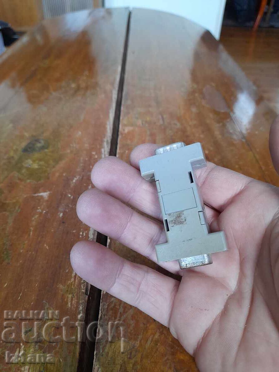 Аукцион Стар преход за компютърна периферия Аукцион Стар преход за компютърна периферия