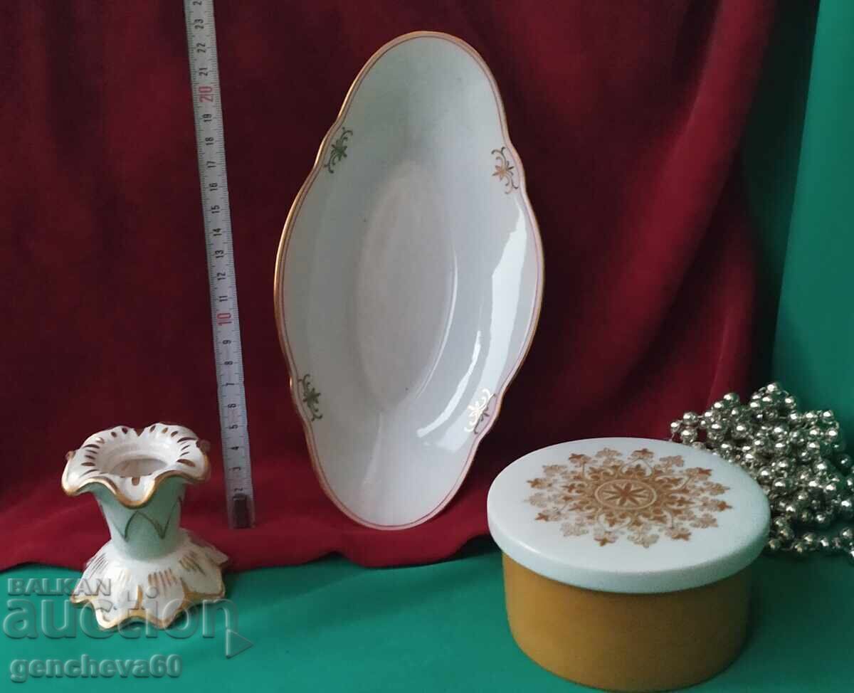 Порцеланов лот свещник,салатиера и бижутерка