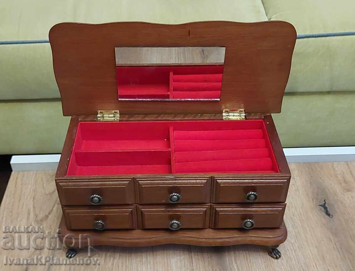 Wooden jewelry box for connoisseurs, excellent with price 50.00 BGN | € 25.56