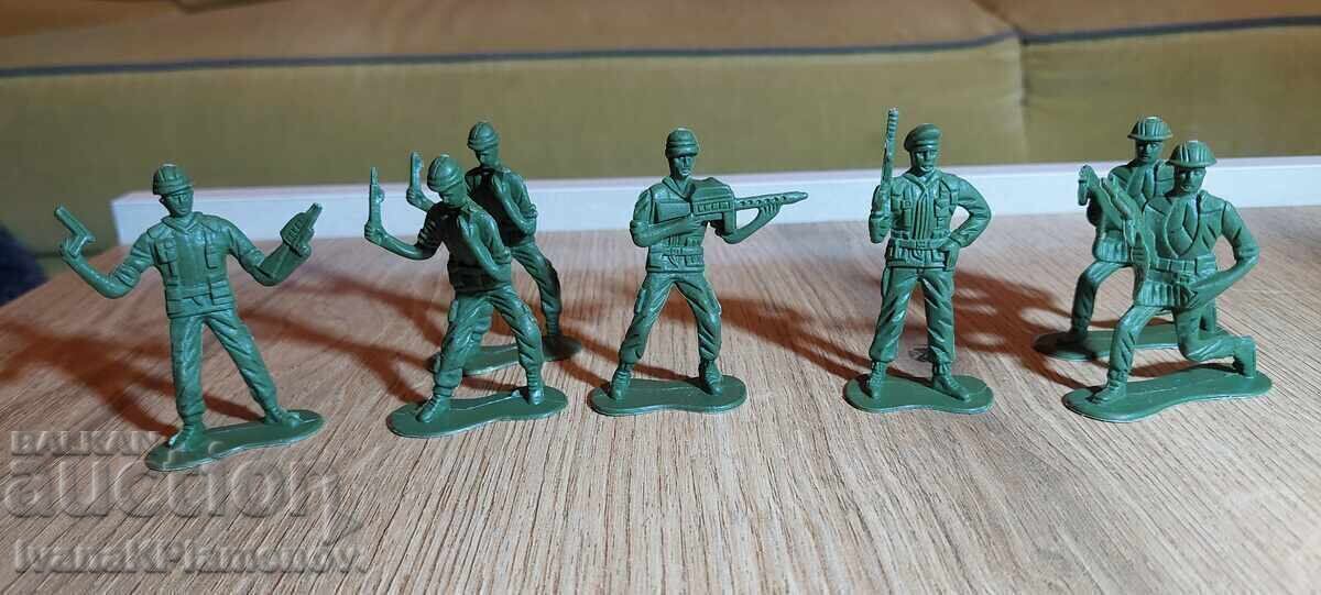 Figurine pentru colecționari, 7 bucăți