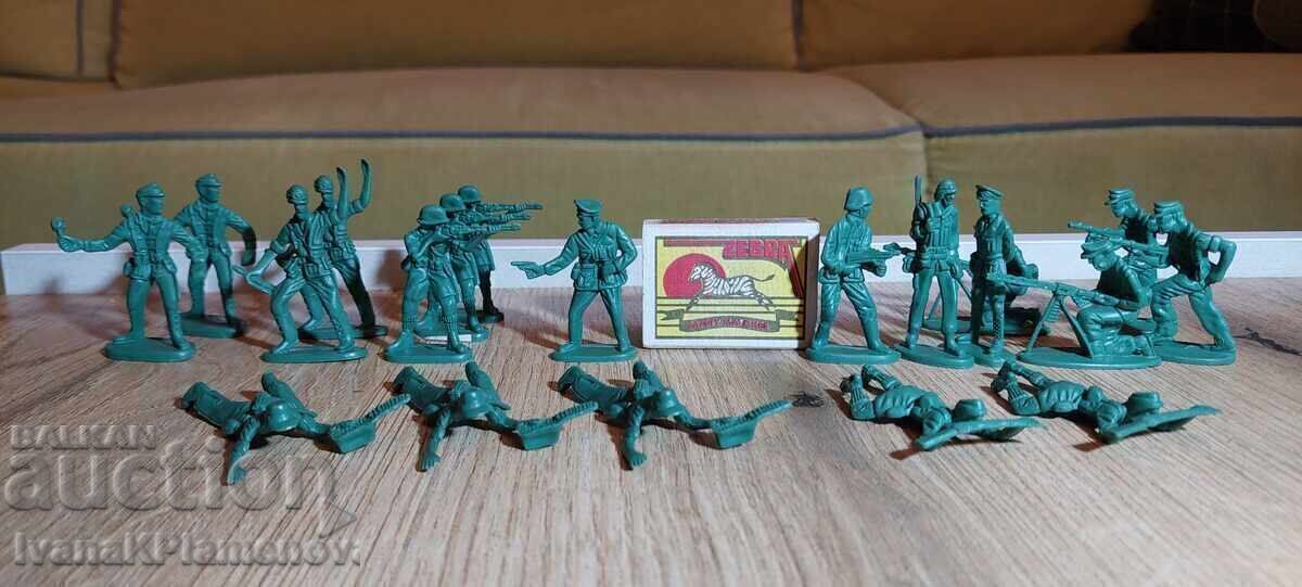 Figurine pentru colecționari 20 bucăți - 7