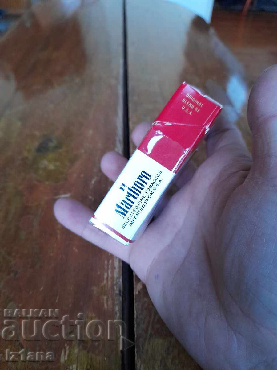 Delivery of An old box of Marlboro cigarettes Delivery of An old box of Marlboro cigarettes