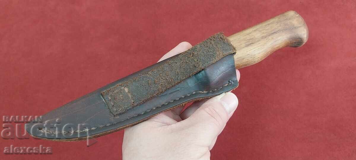 Auction Old hunting knife Auction Old hunting knife