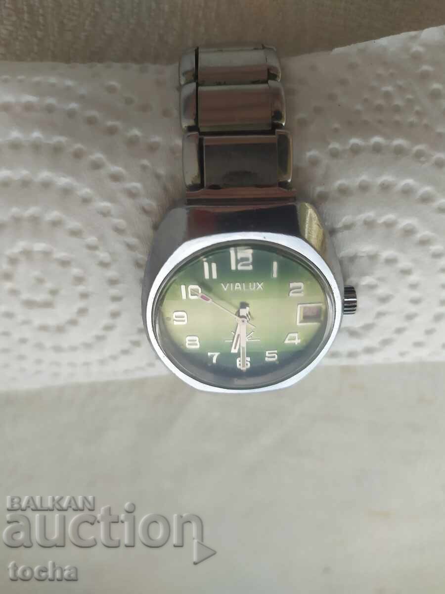 Vialux, Swiss, Exceptionally well-preserved, working with price 59.80 BGN | € 30.58 Vialux, Swiss, Exceptionally well-preserved, working with price 59.80 BGN | € 30.58