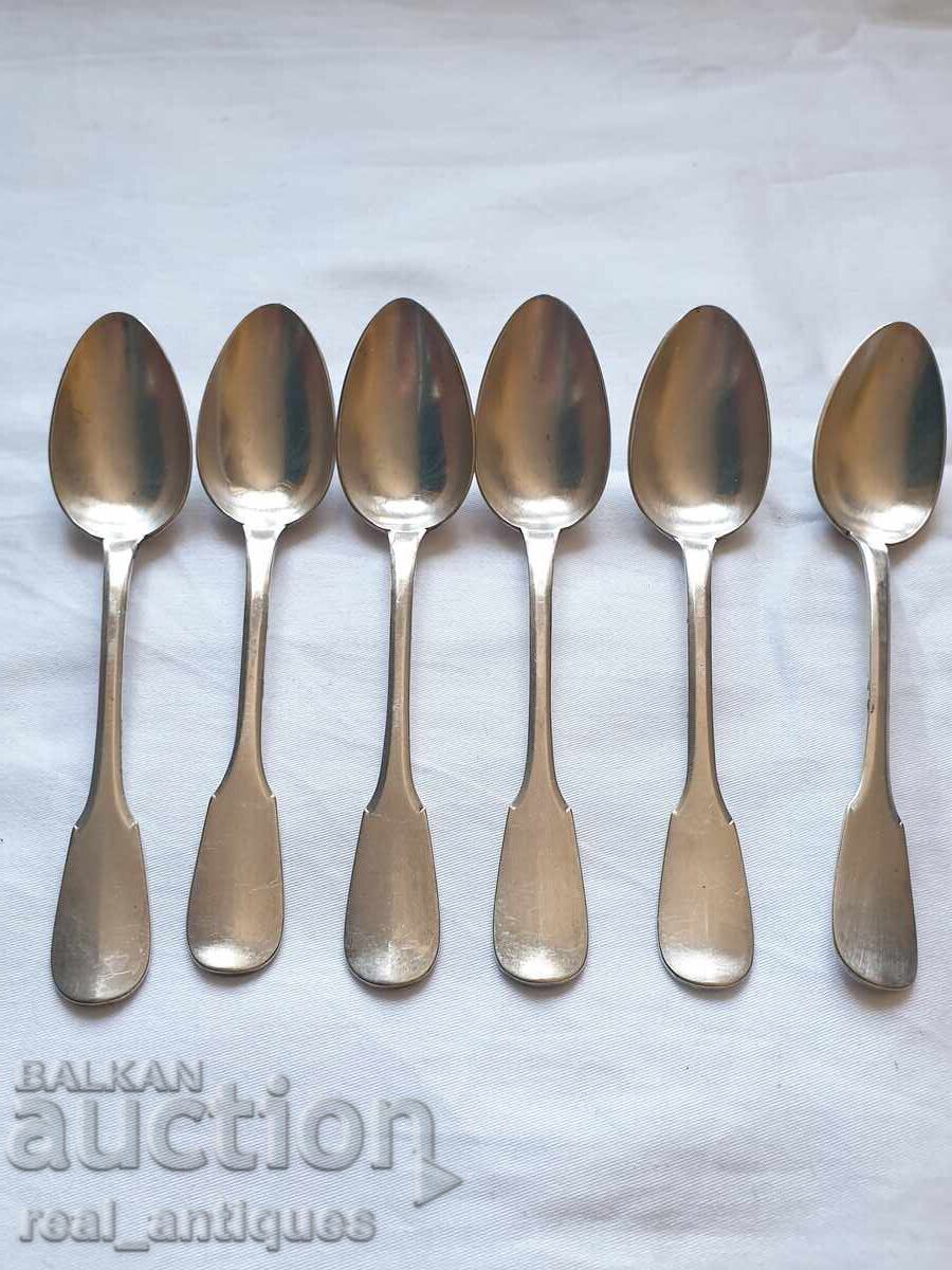 Set of silver plated spoons Set of silver plated spoons