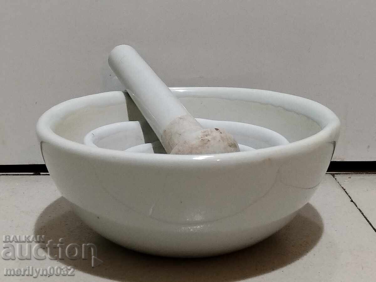 Medical mortar 3 pieces apothecary mortars with price 115.00 BGN | € 58.80 Medical mortar 3 pieces apothecary mortars with price 115.00 BGN | € 58.80