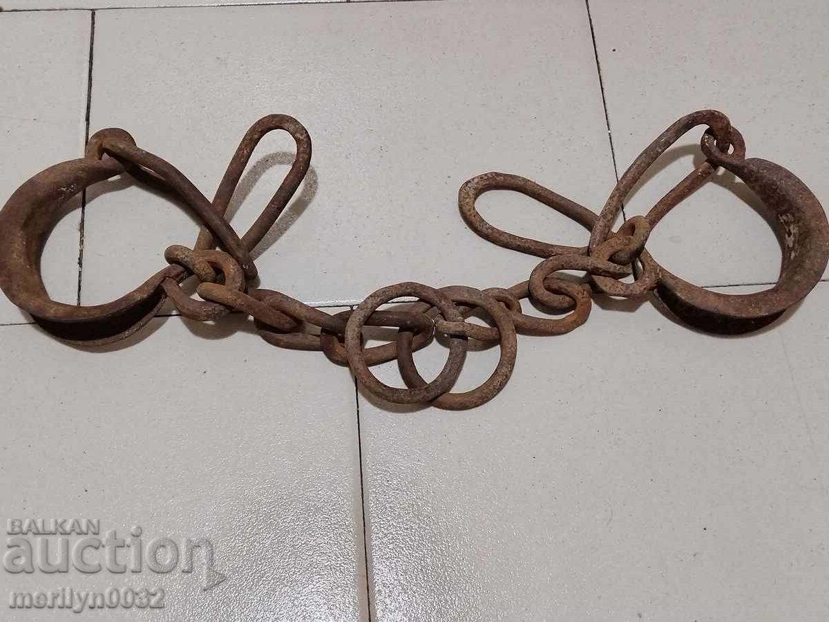 Auction Shackles, fetters, shackles, handcuffs, chain, wrought iron Auction Shackles, fetters, shackles, handcuffs, chain, wrought iron