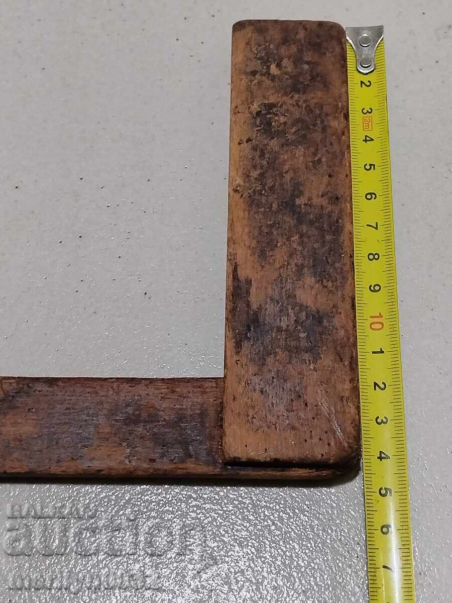 Old carpentry angle wooden tool - 5
