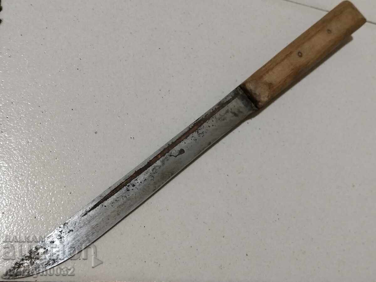 Παλιό μαχαίρι χασάπη Γκαμπρόβο από τις αρχές του 20ου αιώνα με τιμή 75.00 BGN | € 38.35 Παλιό μαχαίρι χασάπη Γκαμπρόβο από τις αρχές του 20ου αιώνα με τιμή 75.00 BGN | € 38.35