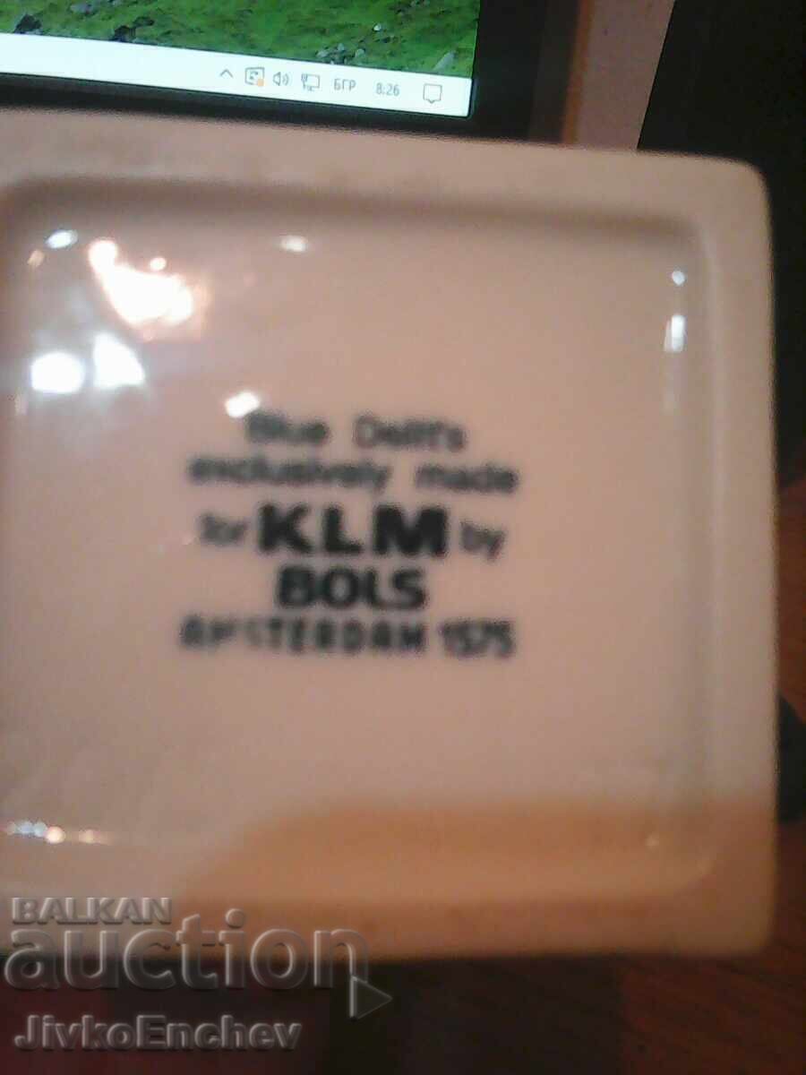 Доставка на Стара бутилка -KLM