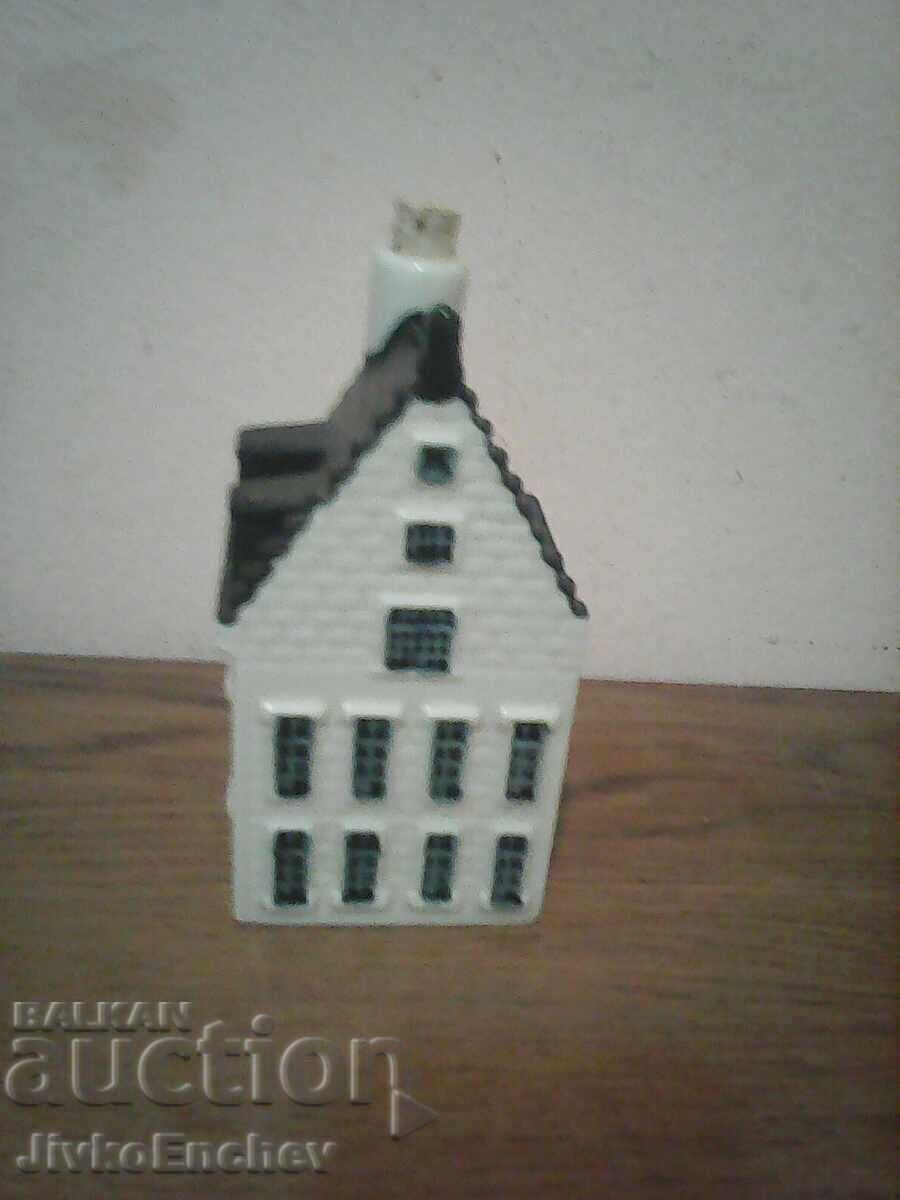 Old bottle - KLM Old bottle - KLM