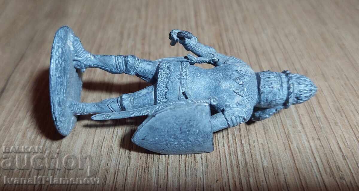 Auction A lead figurine for collectors Auction A lead figurine for collectors