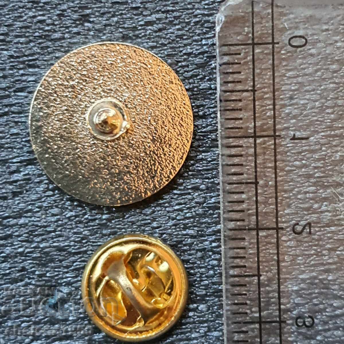 Nottingham Forest Badge, England with price 10.00 BGN | € 5.11 Nottingham Forest Badge, England with price 10.00 BGN | € 5.11