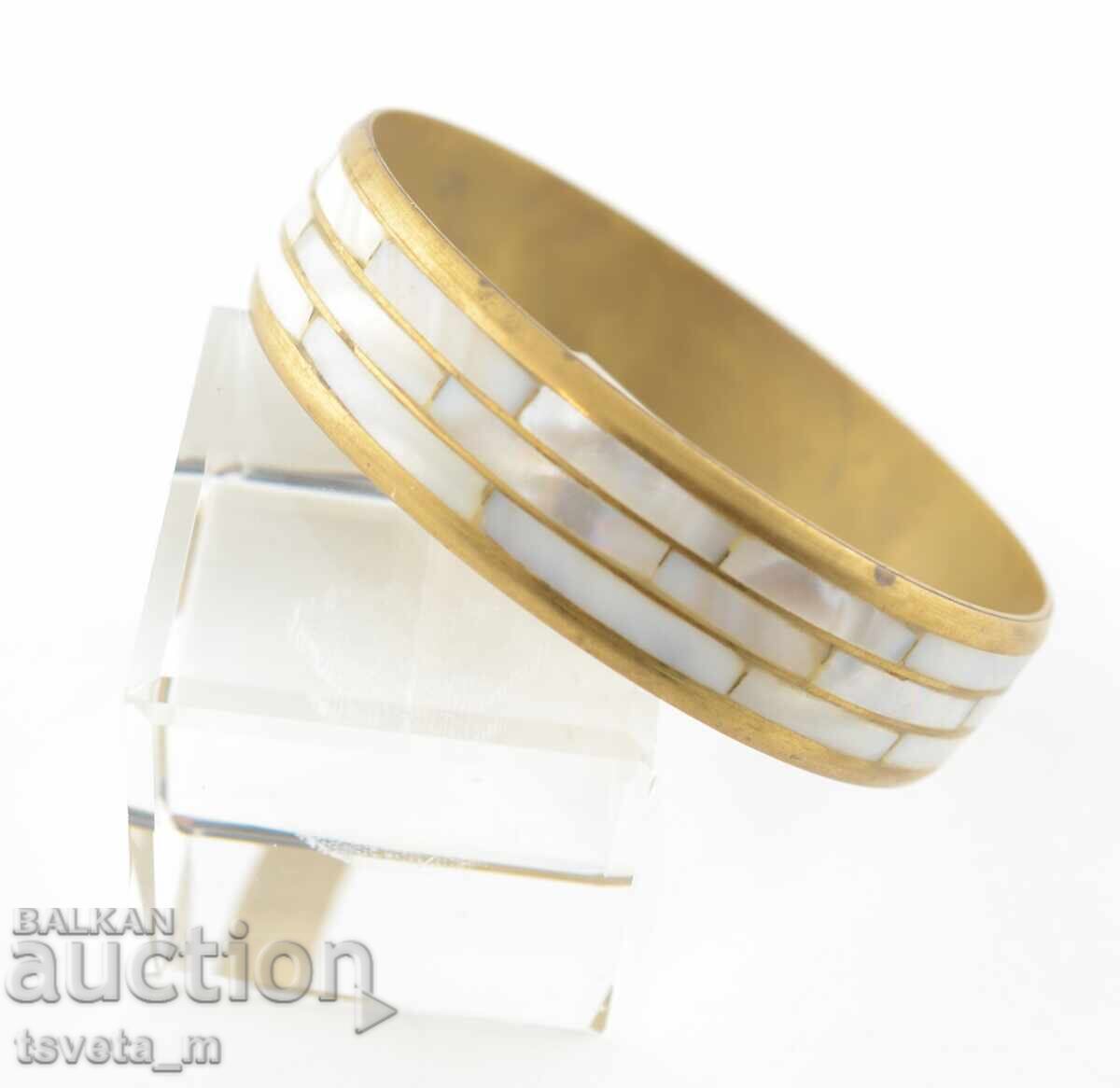 Auction Bronze and mother-of-pearl bracelet Auction Bronze and mother-of-pearl bracelet