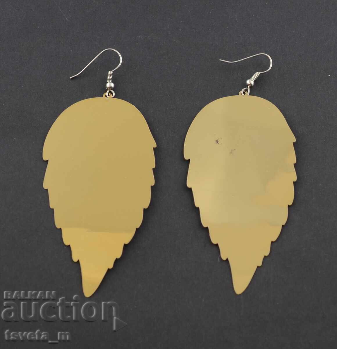 Earrings with price 4.00 BGN | € 2.05 Earrings with price 4.00 BGN | € 2.05