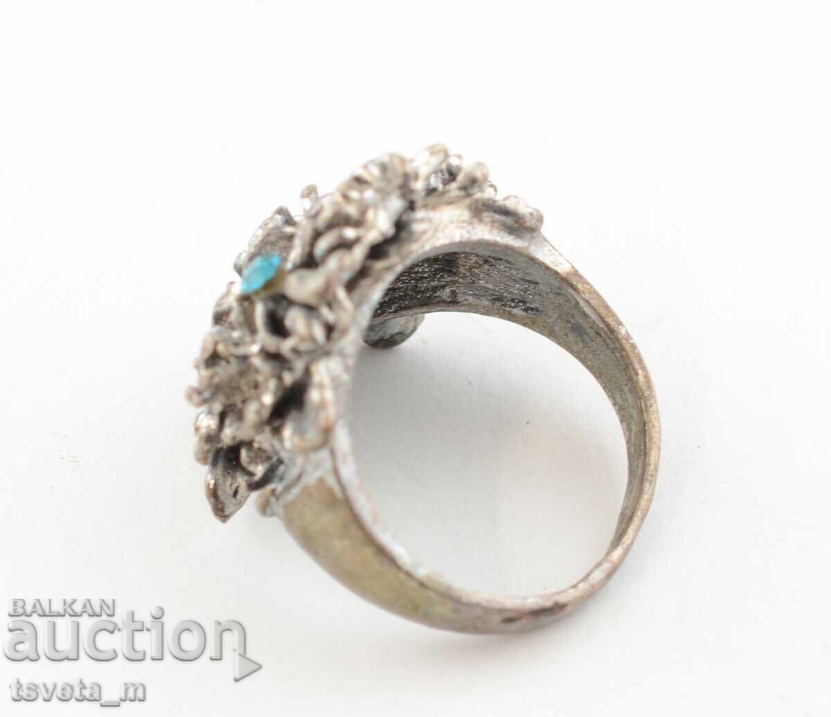 Auction A ring Auction A ring