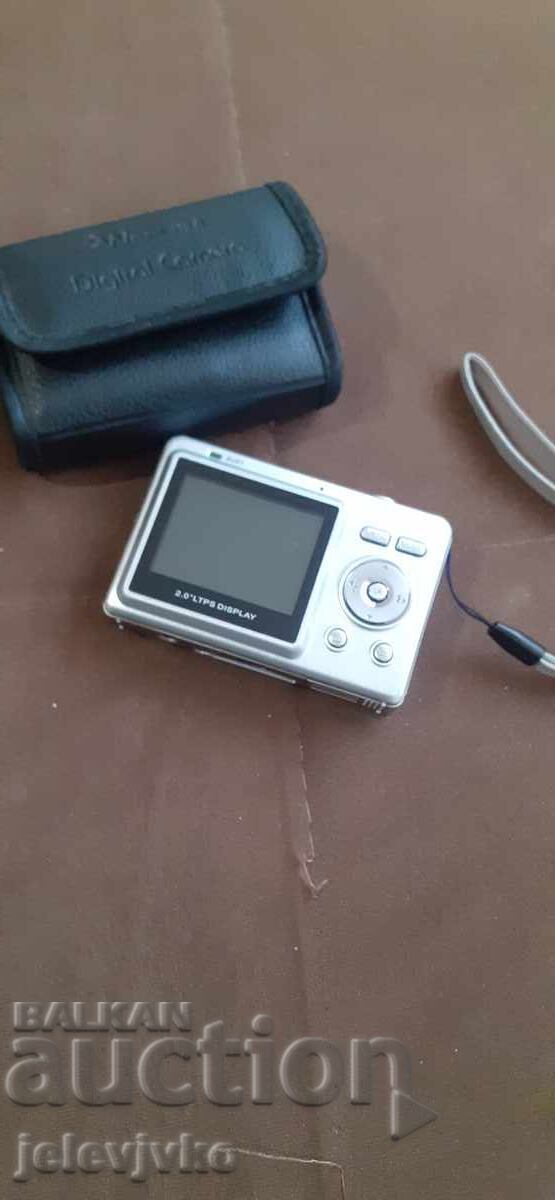 Aparat foto cu preț 10.00 BGN | € 5.11 Aparat foto cu preț 10.00 BGN | € 5.11