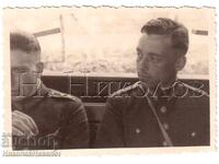 MICĂ POZĂ VECHE PILOT AVIATOR ALEXANDER TOROMANOV D532