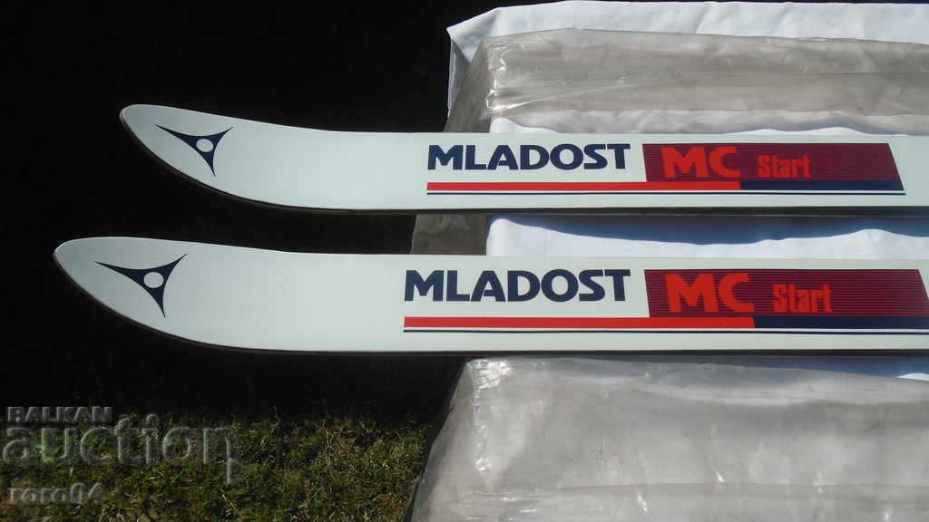 SKI MLADOST / MLADOST MS START - BRAND NEW with price 107.00 BGN | € 54.71 SKI MLADOST / MLADOST MS START - BRAND NEW with price 107.00 BGN | € 54.71